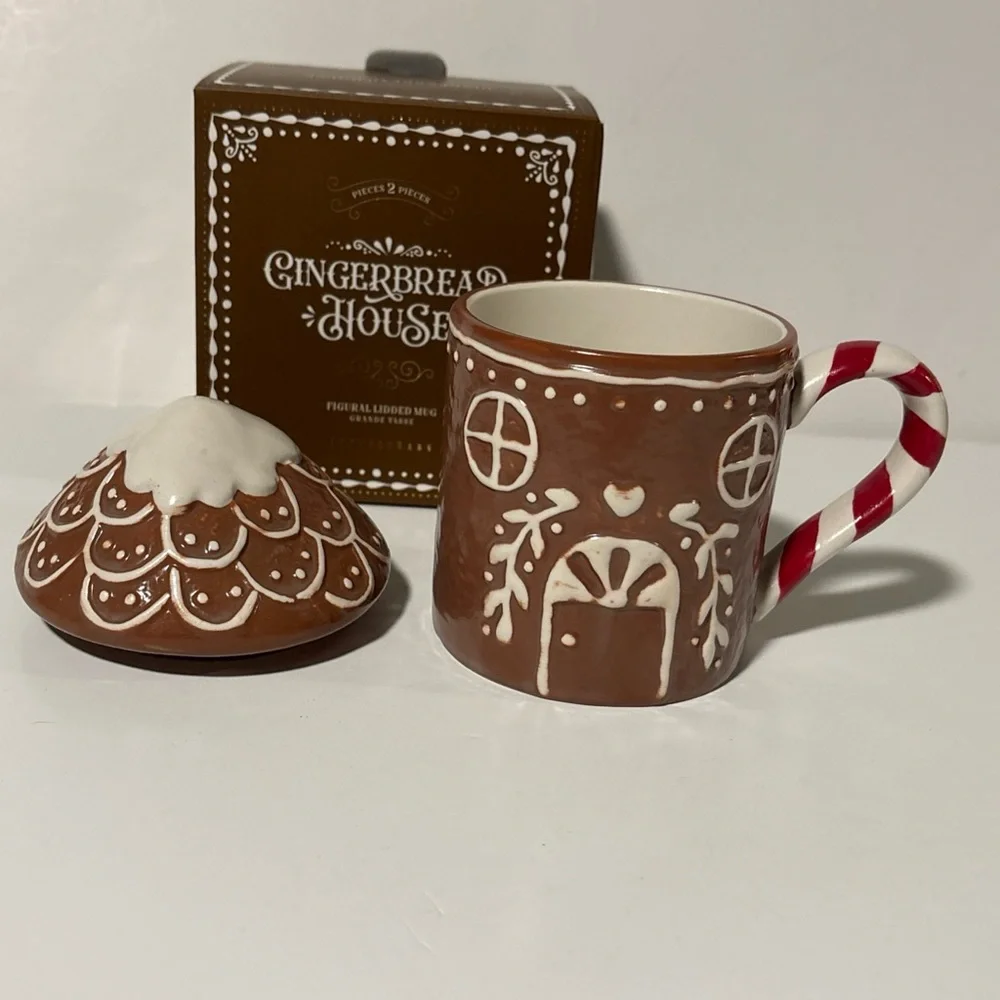 Pottery Barn Gingerbread House Figural Lidded Mug